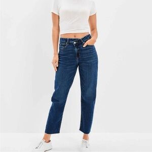American Eagle Mom Straight Jeans Crossover Waist